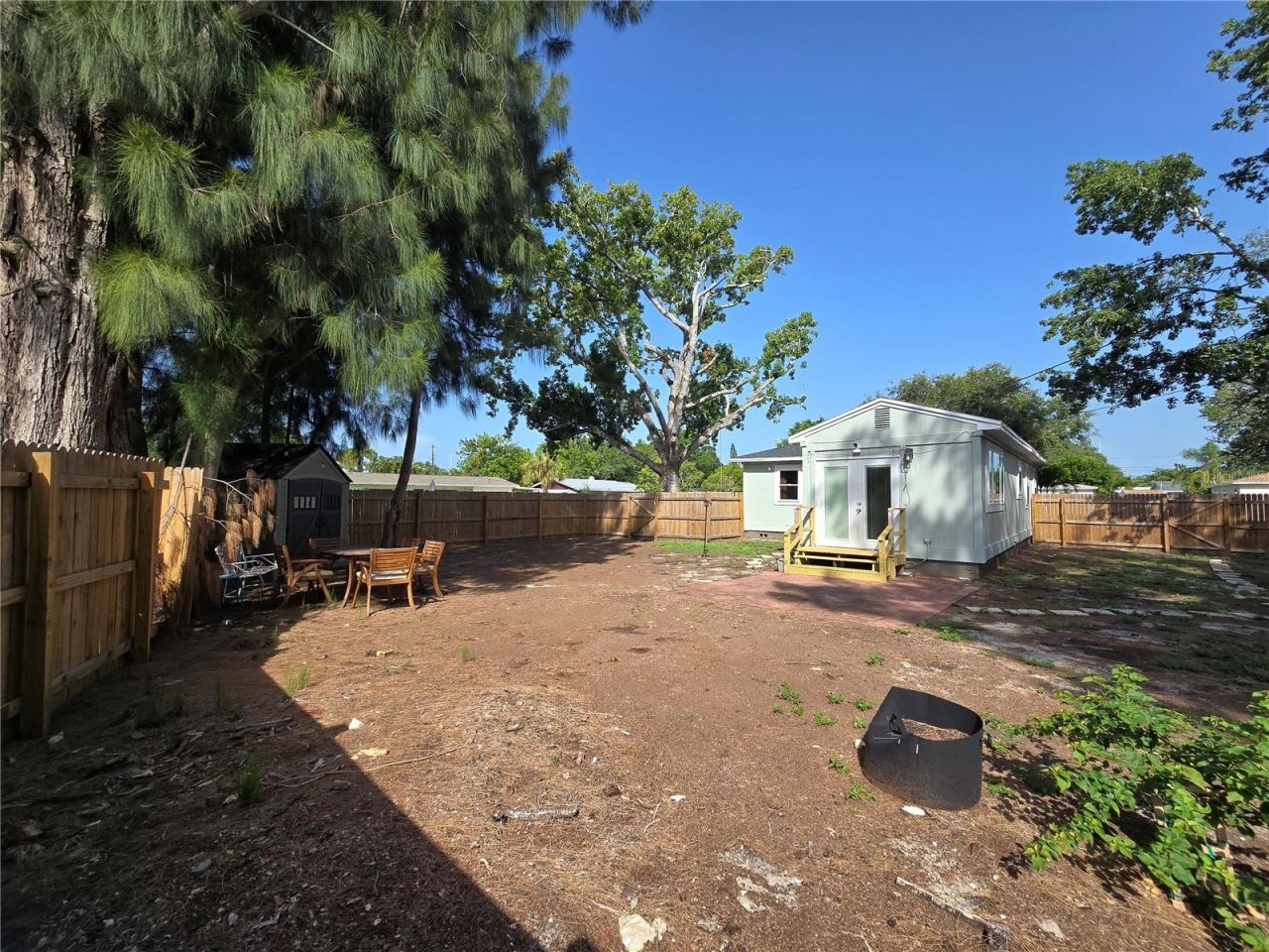 6001 Cedar Street Ne, Saint Petersburg, FL 33703 Photo