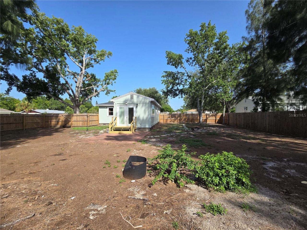 6001 Cedar Street Ne, Saint Petersburg, FL 33703 Photo
