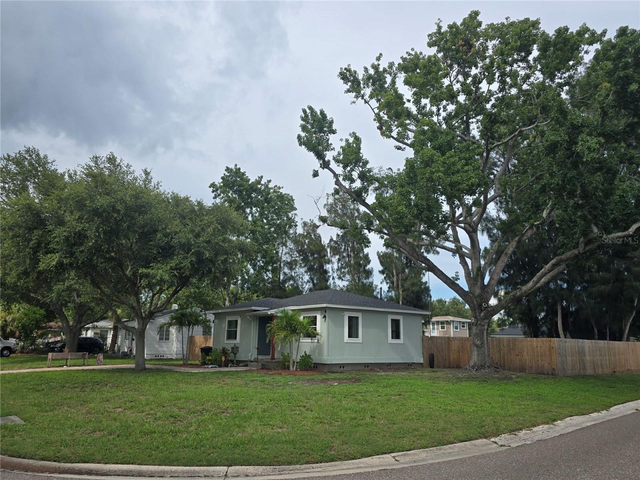 6001 Cedar Street Ne, Saint Petersburg, FL 33703 Photo