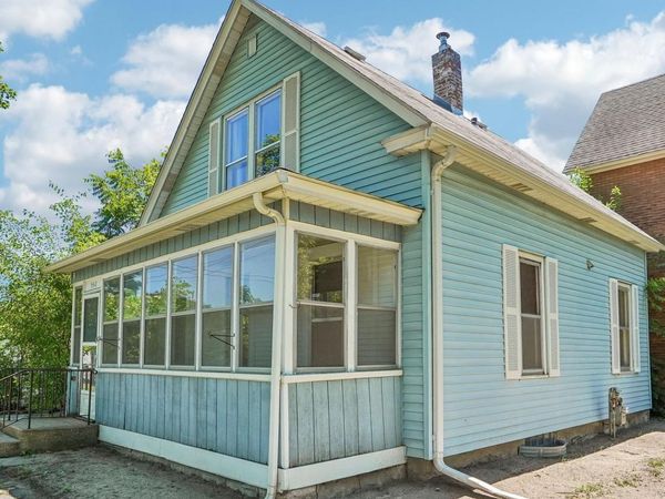 550 Saint Clair Avenue, Saint Paul, MN 55102