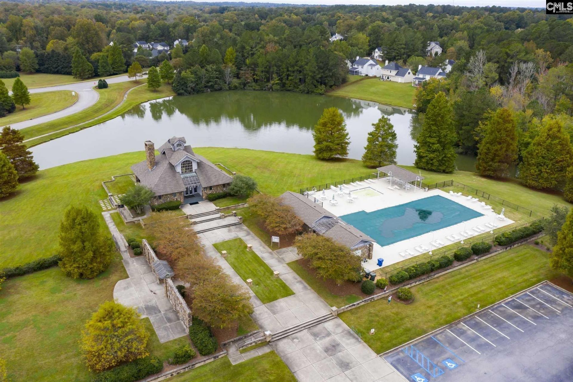 10 Fairlake Court  Photo 7
