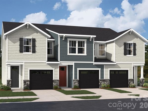3209 Meadow Knoll Drive , Charlotte, NC 28269