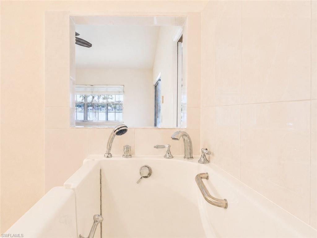 2888 W Crown Pointe Blvd, Naples, FL 34112 Photo