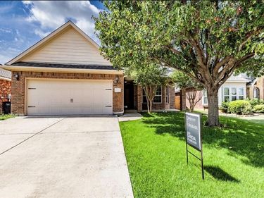 4333 Summersweet Lane, Fort Worth, TX 76036