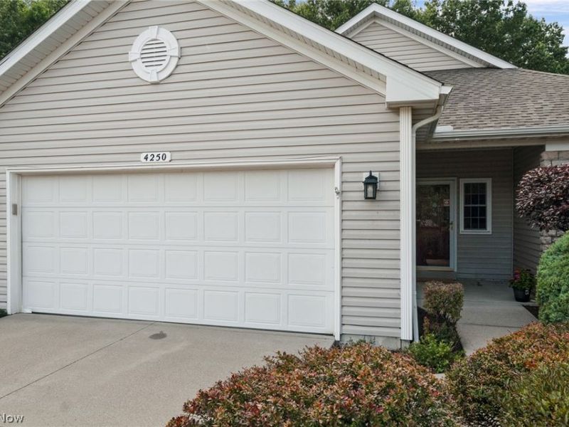 4250 Reserve Way, Avon, OH 44011 Photo 4