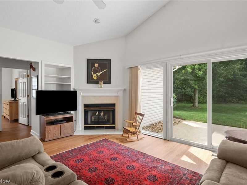 4250 Reserve Way, Avon, OH 44011 Photo 8