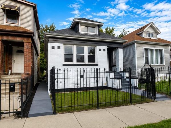 6818 S Wood Street , Chicago, IL 60636