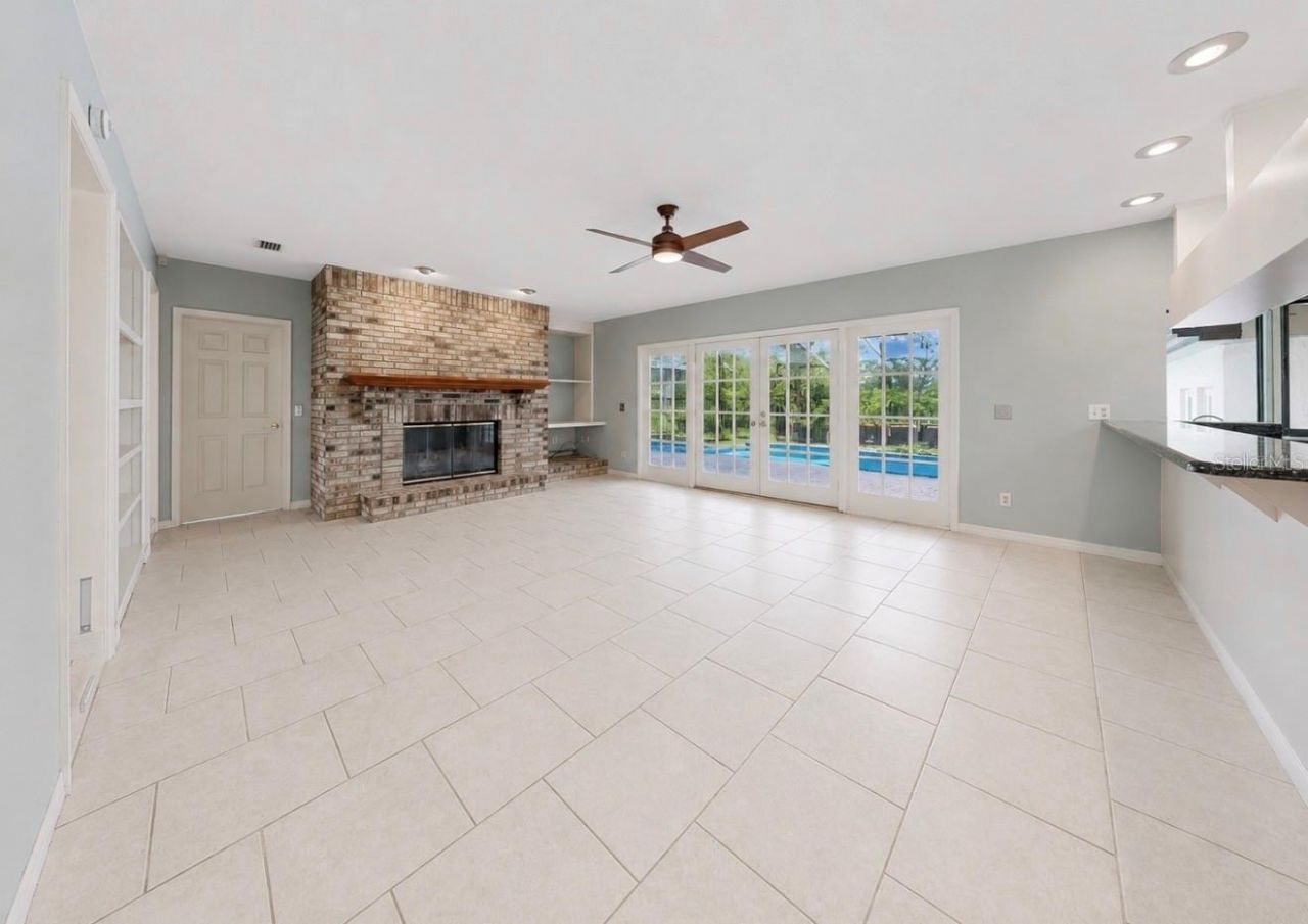 13104 Waterford Run Drive , Riverview, FL 33569 Photo
