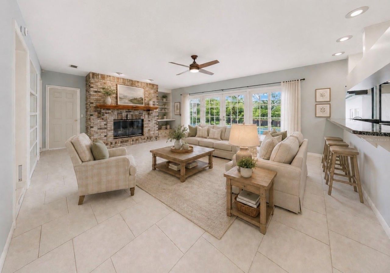 13104 Waterford Run Drive , Riverview, FL 33569 Photo