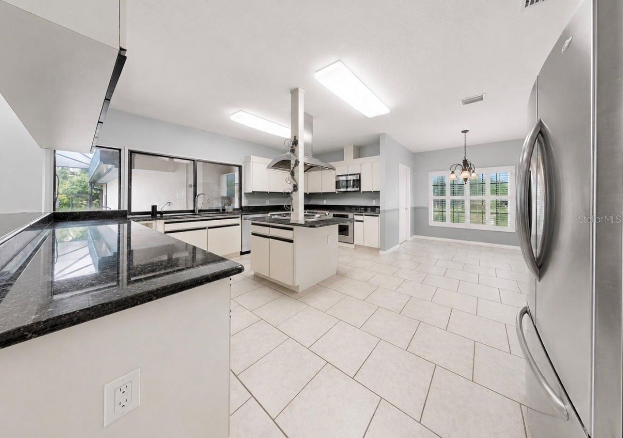 13104 Waterford Run Drive , Riverview, FL 33569 Photo