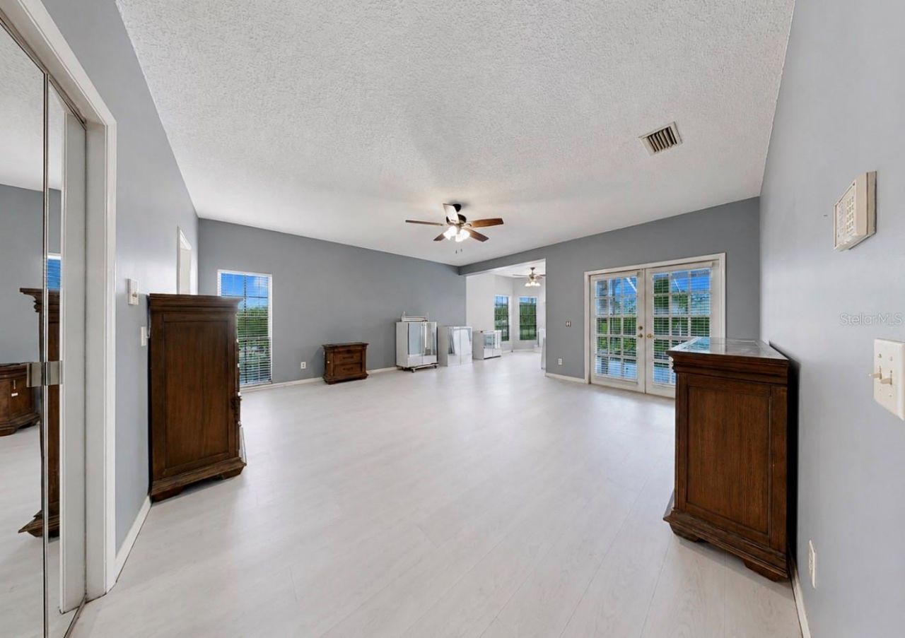 13104 Waterford Run Drive , Riverview, FL 33569 Photo