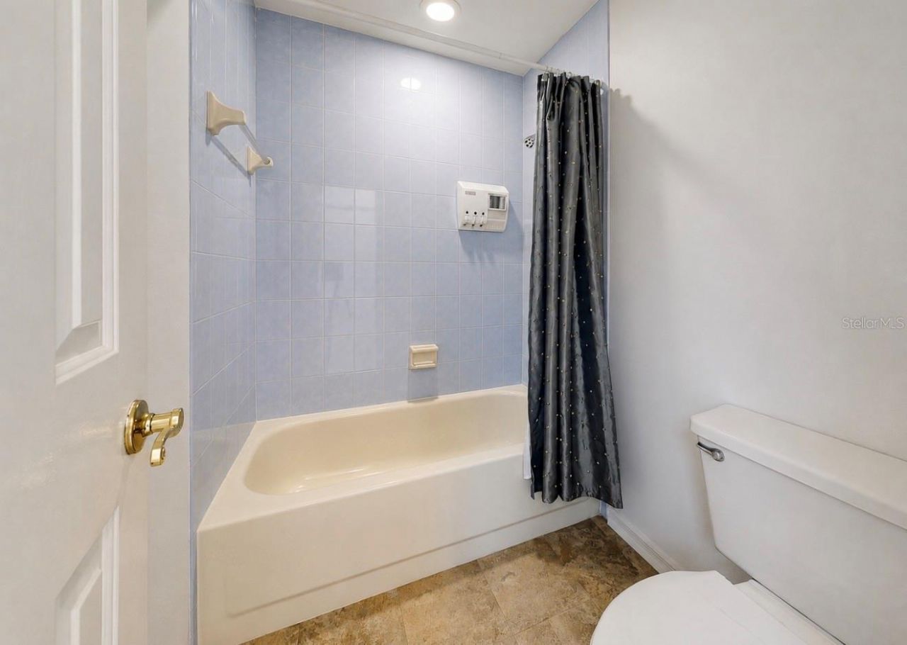 13104 Waterford Run Drive , Riverview, FL 33569 Photo