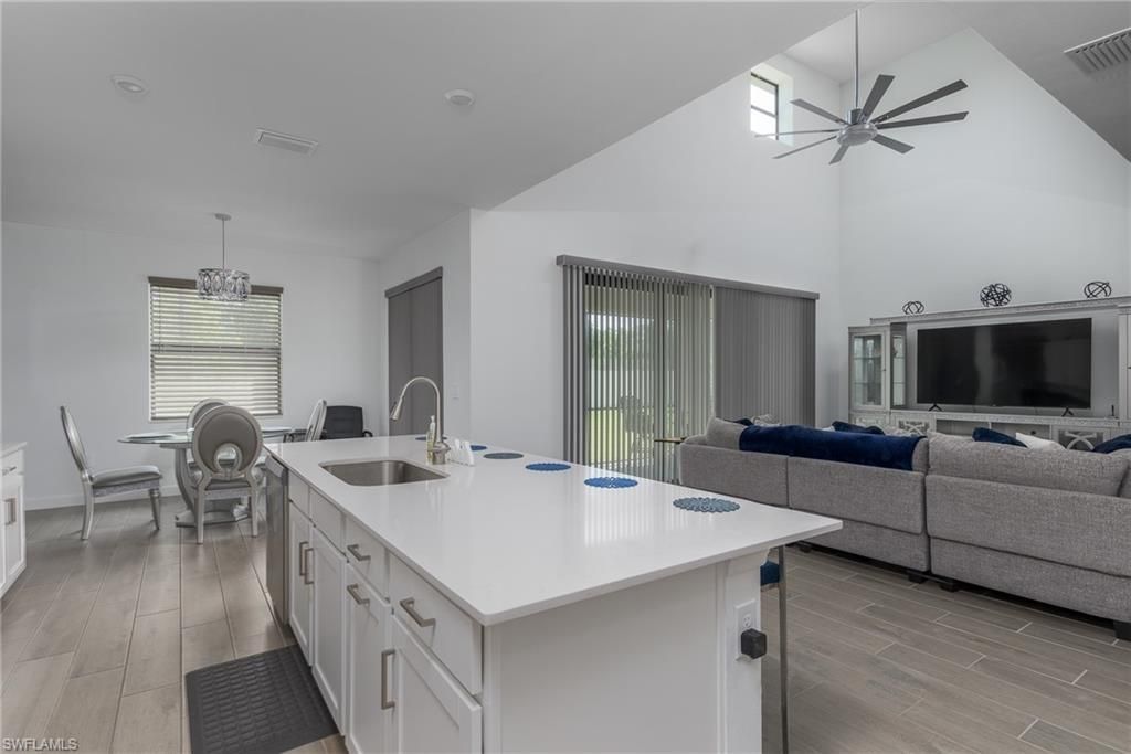10638 Timber Creek Dr , Fort Myers, FL 33913 Photo