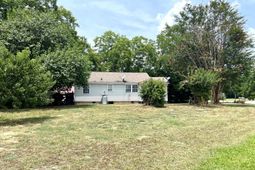 3230 Cordova Road photo 4