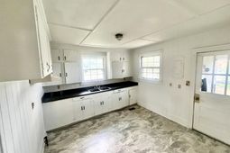3230 Cordova Road photo 4