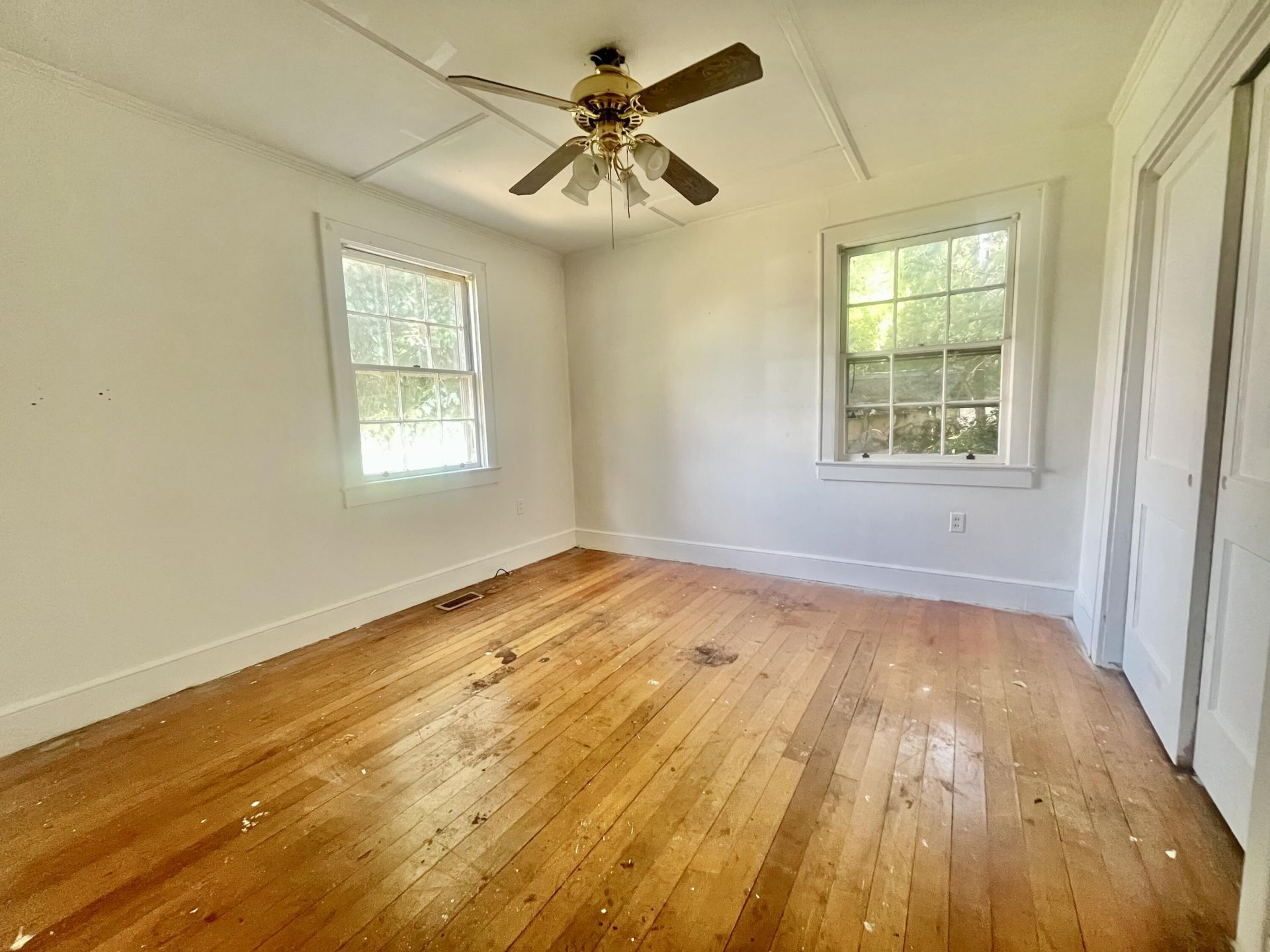 3230 Cordova Road Photo 7