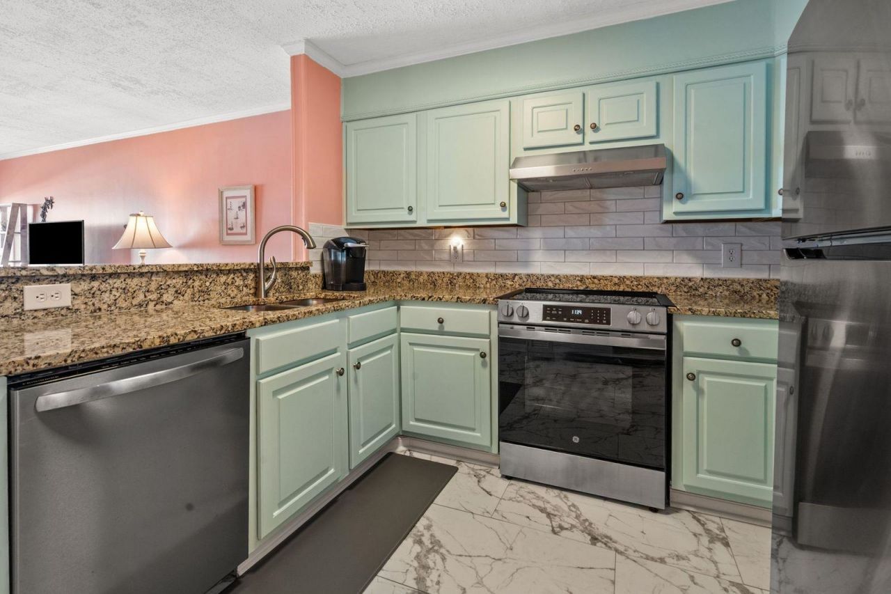 613 S Ocean Blvd. Photo 9