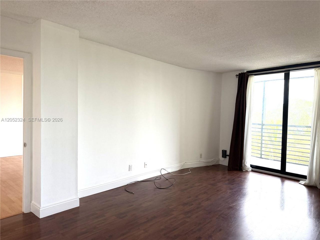 3800 N Hills Dr , Unit 401, Hollywood, FL 33021 Photo