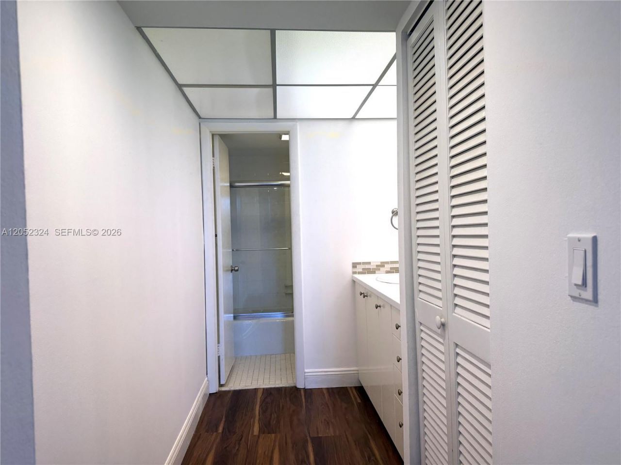 3800 N Hills Dr , Unit 401, Hollywood, FL 33021 Photo