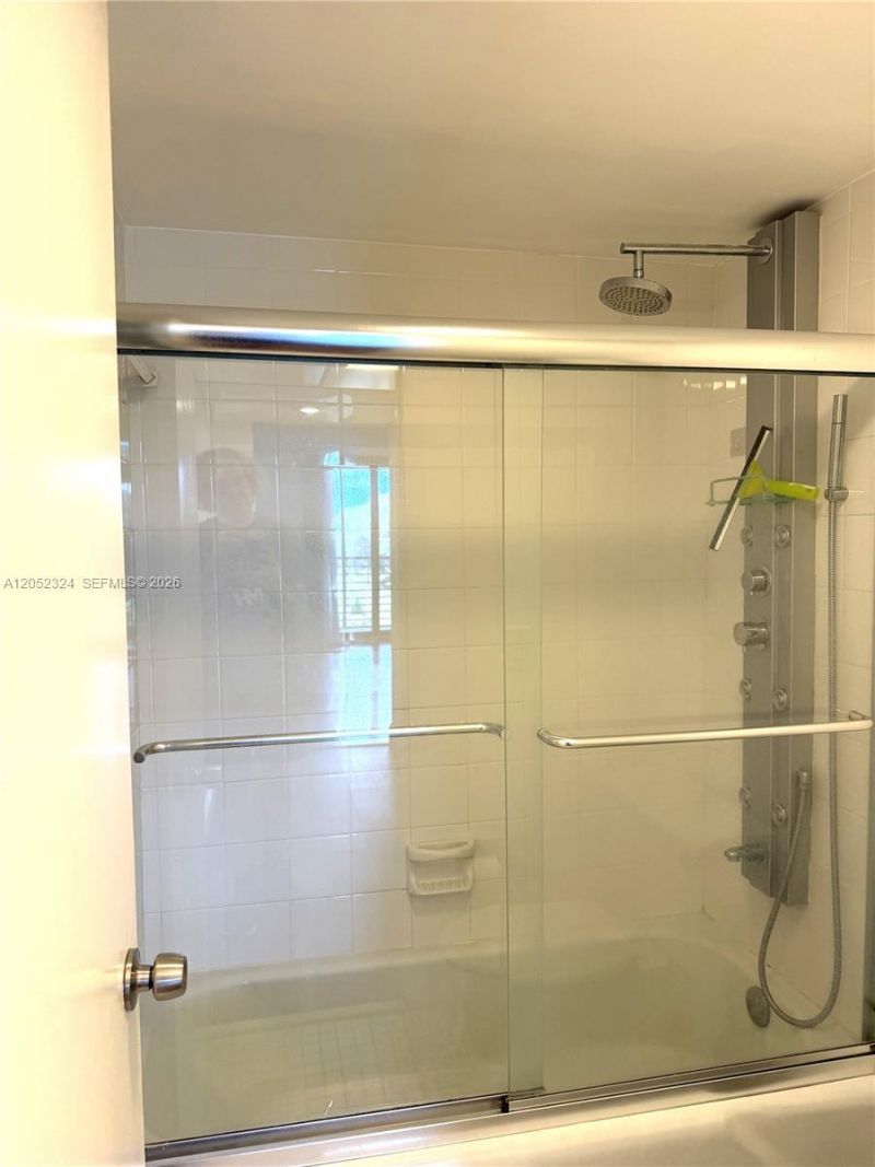 3800 N Hills Dr , Unit 401, Hollywood, FL 33021 Photo