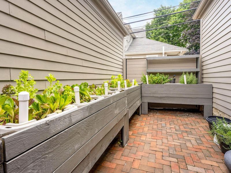 1058 Perry Street, Columbus, OH 43201 Photo 28