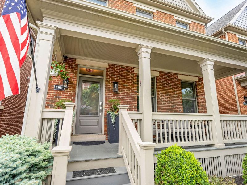 1058 Perry Street, Columbus, OH 43201 Photo 3