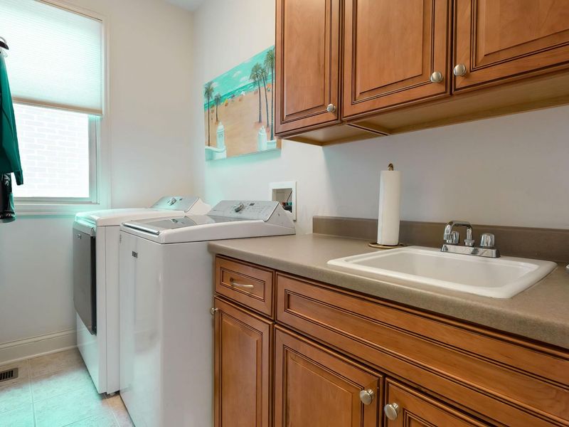 1058 Perry Street, Columbus, OH 43201 Photo 53