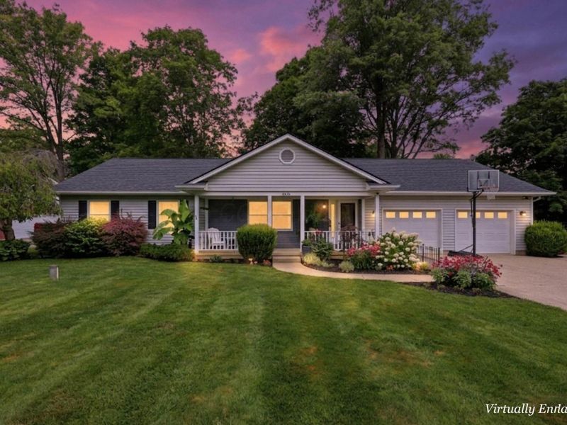 6676 Spicewood Court, Columbus, OH 43228 Photo 2