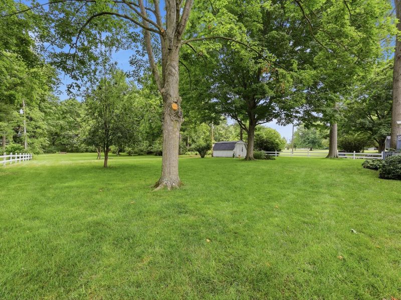 6676 Spicewood Court, Columbus, OH 43228 Photo 32