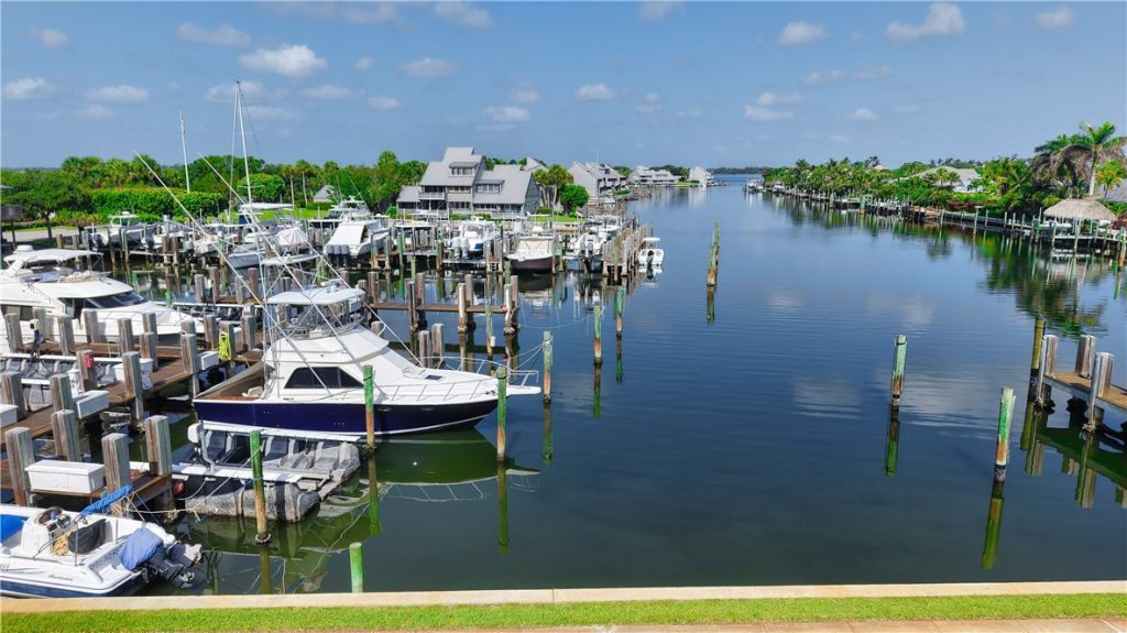 2135 Windward Way, Unit 308, Vero Beach, FL 32963 Photo