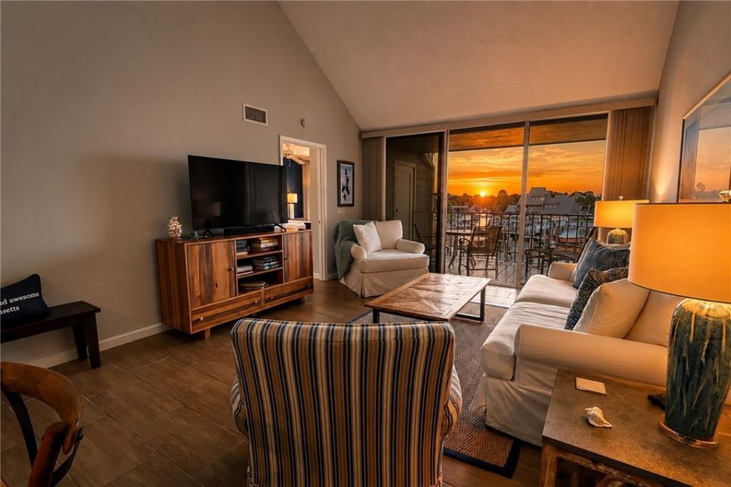 2135 Windward Way, Unit 308, Vero Beach, FL 32963 Photo