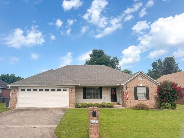 301 Crain , Searcy, AR 72143