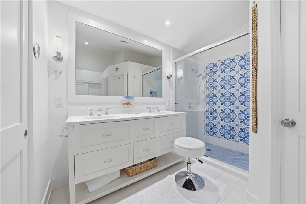 1543 Sabal Court, Vero Beach, FL 32963 Photo