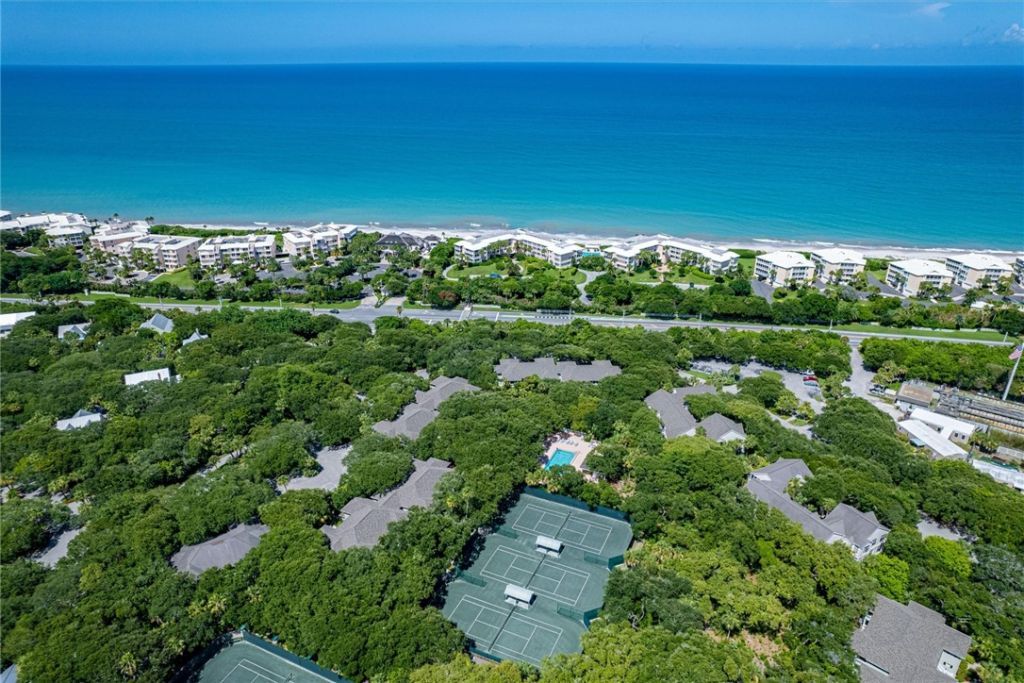 1543 Sabal Court, Vero Beach, FL 32963 Photo