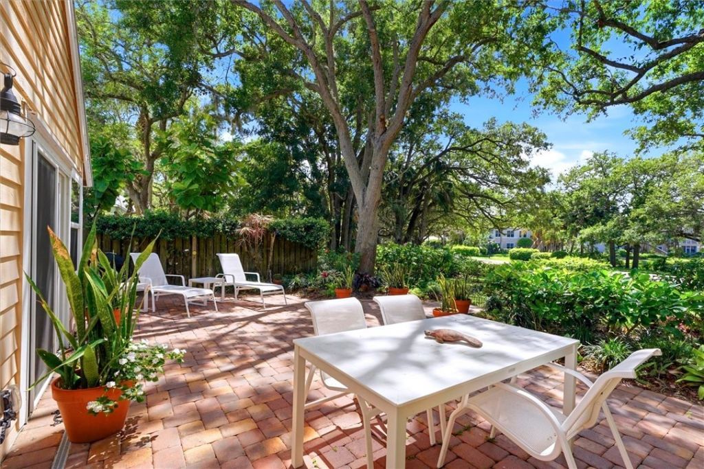 1543 Sabal Court, Vero Beach, FL 32963 Photo