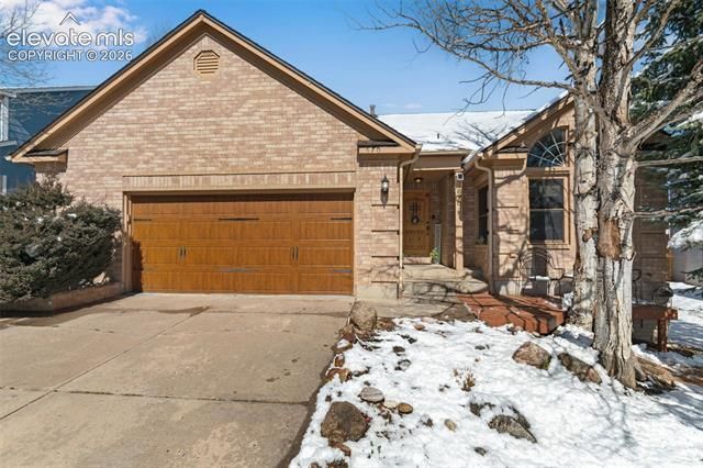 670 Fernglen Court, Colorado Springs, CO 80906 Main Photo