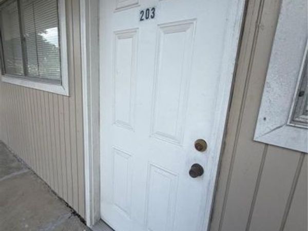 707 N ROBERTSON Street , Unit 203, Chalmette, LA 70043