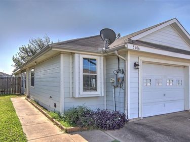5206 Mountain Spring Trail, Fort Worth, TX 76123