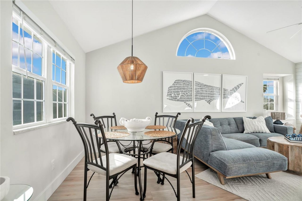 898 Baybreeze Way, Unit 880, New Smyrna Beach, FL 32169 Photo