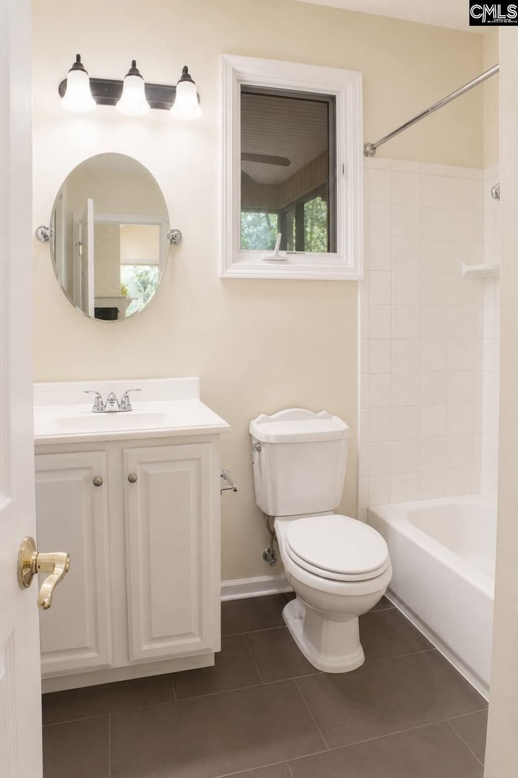 111 Lakeview Road Photo 25