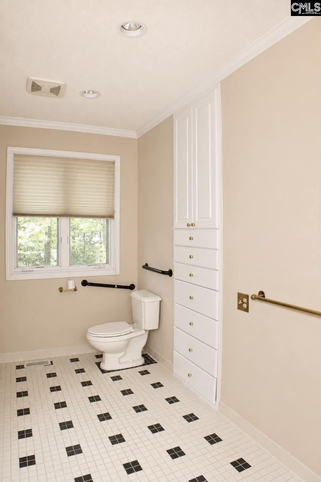 111 Lakeview Road Photo 37