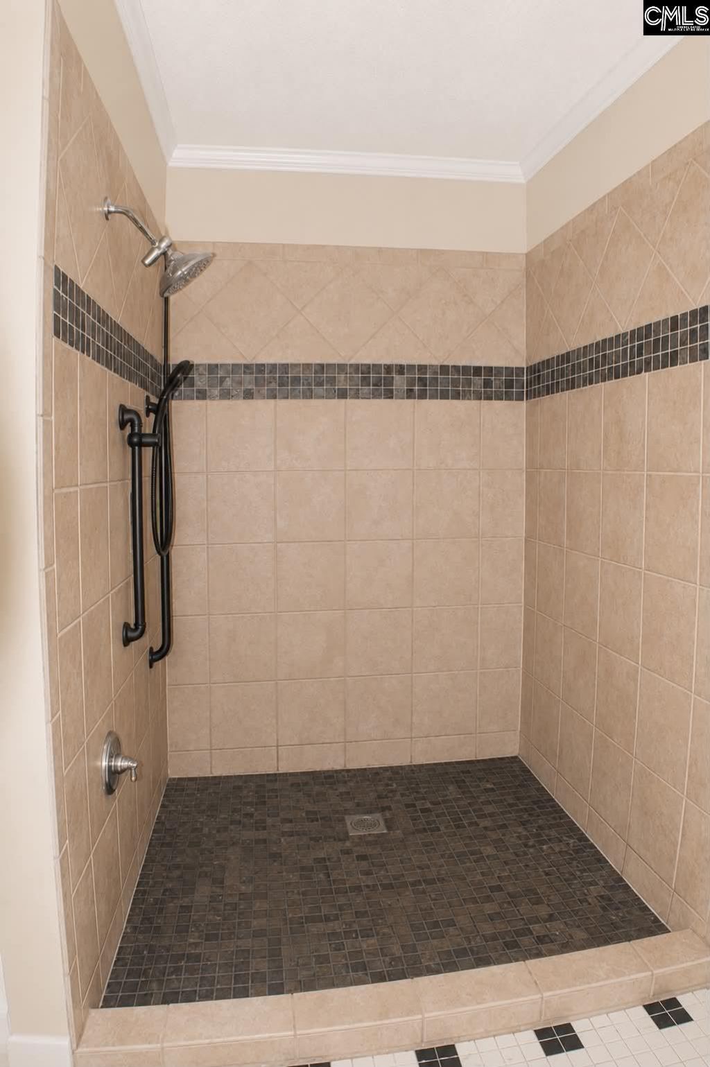 111 Lakeview Road Photo 38