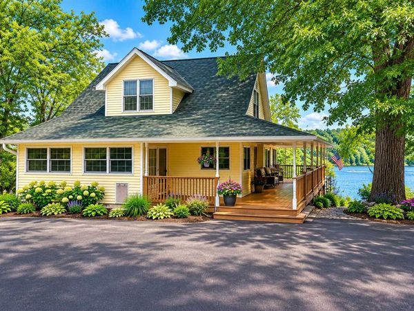 3020 Oakdale Drive, Pine Springs, MN 55115