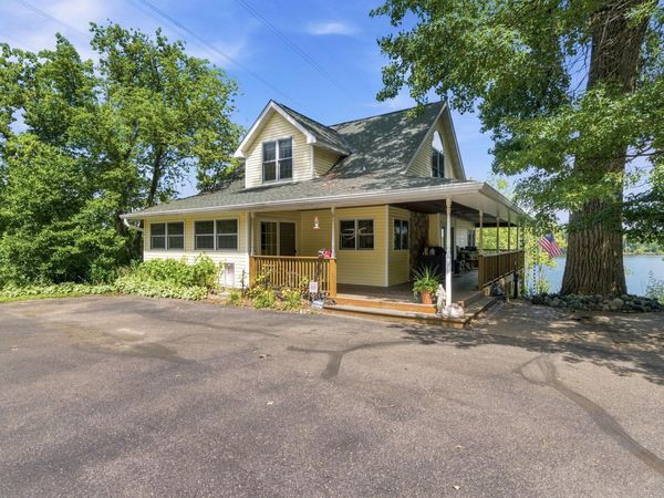 3020 Oakdale Drive, Pine Springs, MN 55115