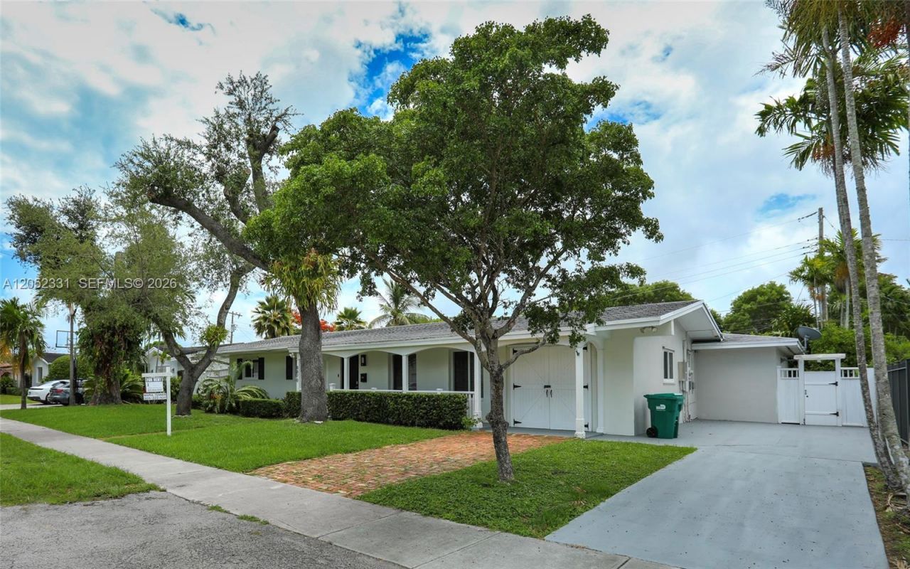 8870 SW 86th St , Miami, FL 33173 Photo