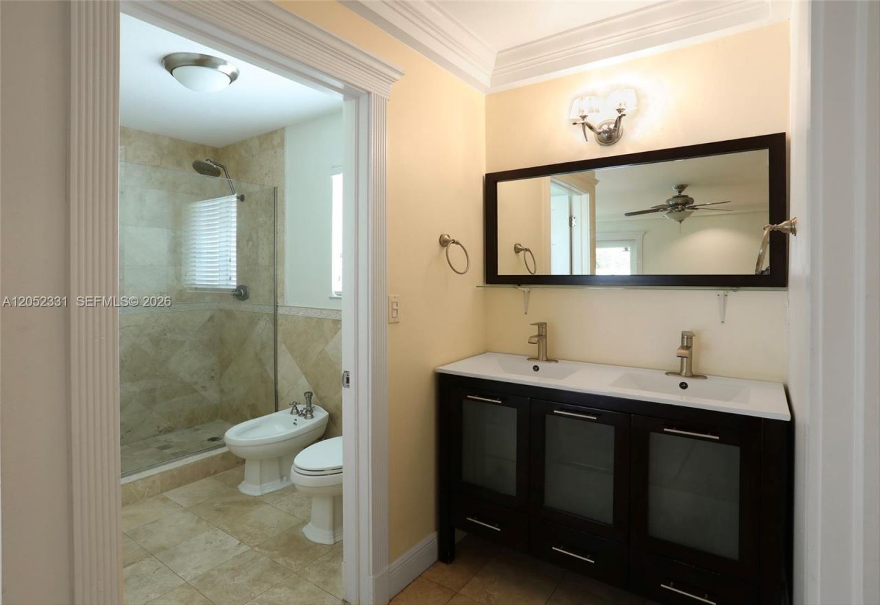 8870 SW 86th St , Miami, FL 33173 Photo