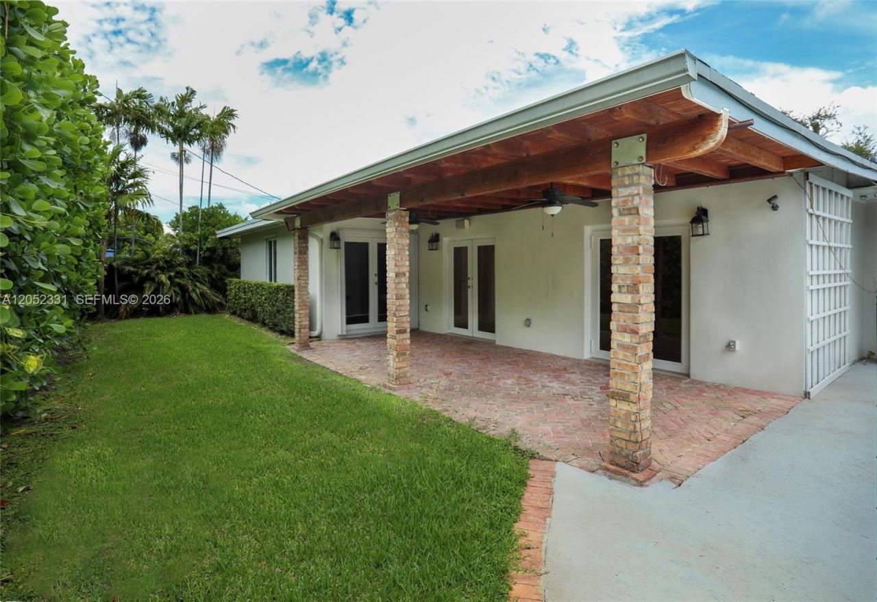 8870 SW 86th St , Miami, FL 33173 Photo