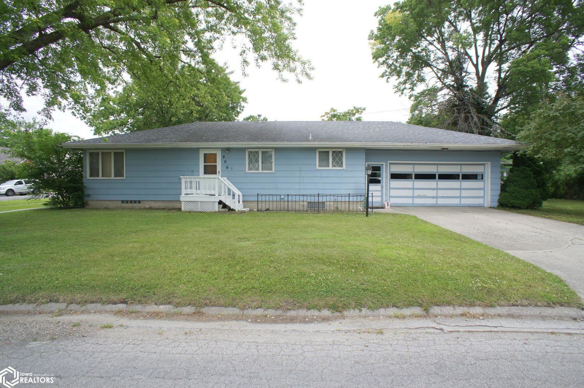 809 Wood Street, Webster City, IA 50595 Main Photo
