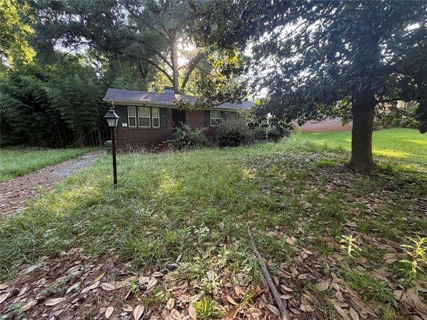 650 Fairburn Road NW, Atlanta, GA 30331