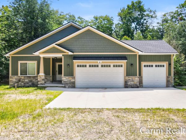 10 Morton Trail, Montague, MI 49437